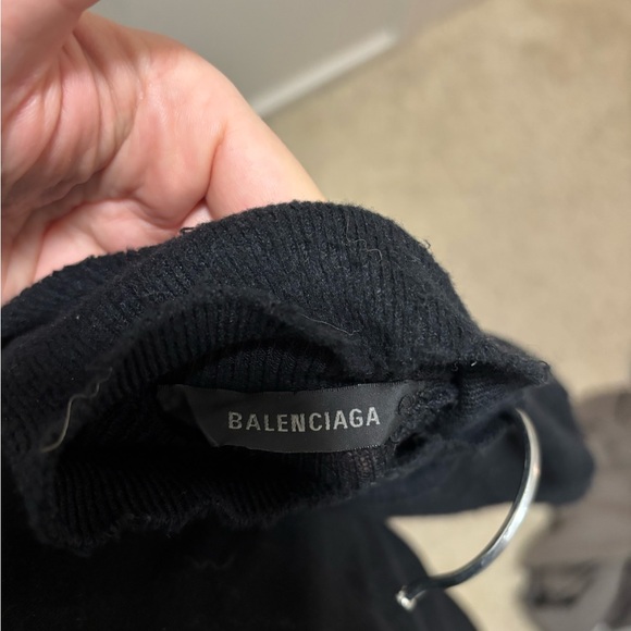 Balenciaga 2022 long dress. - Picture 11 of 14